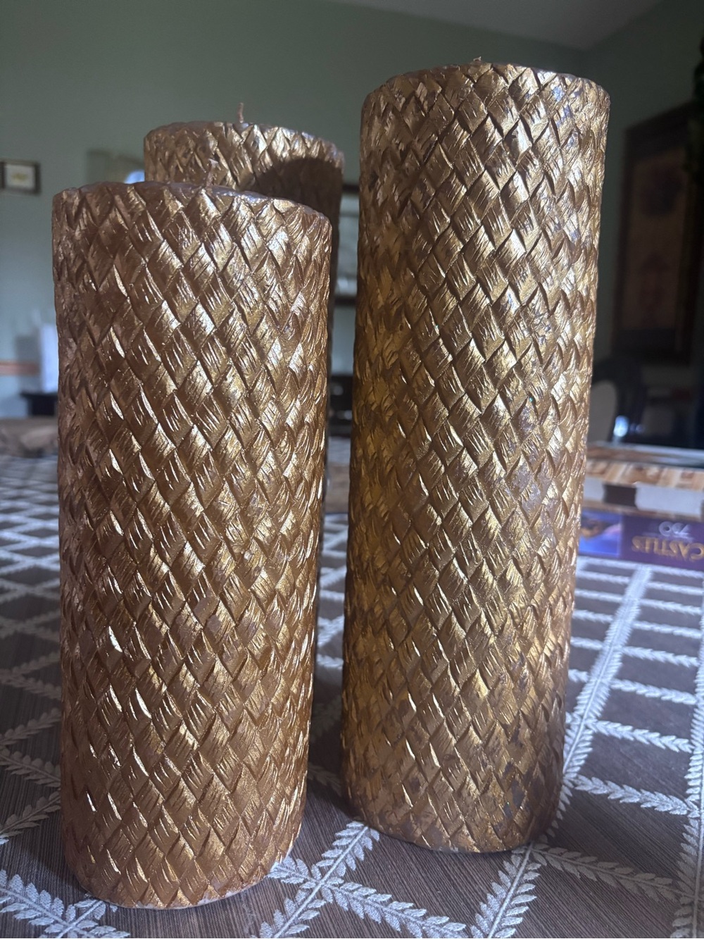 Decorative Woven Pillar Candle Set in Gold
